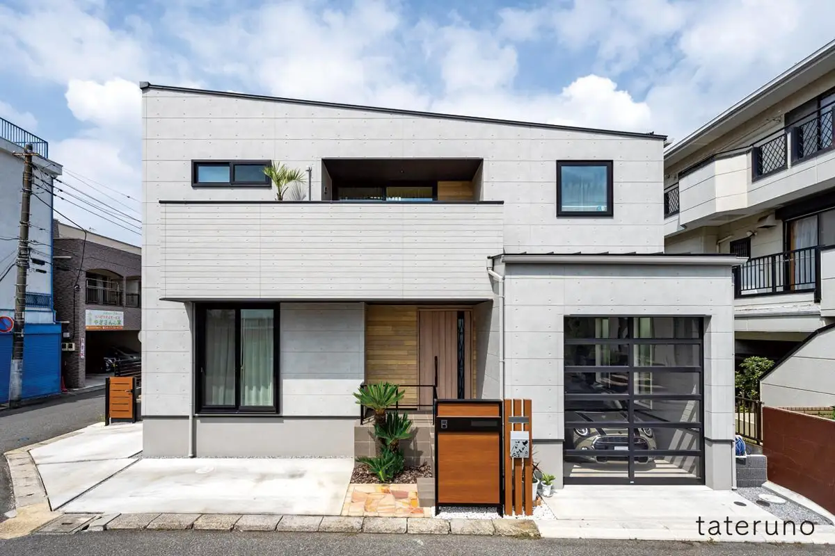 3LDKの注文住宅の外観の実例写真