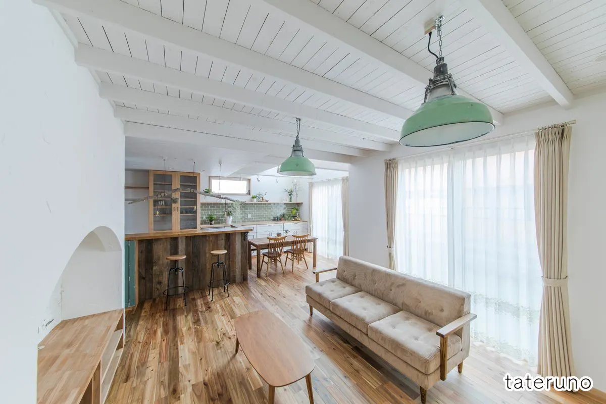 住むほどに愛着が深まるシャビーシックな家