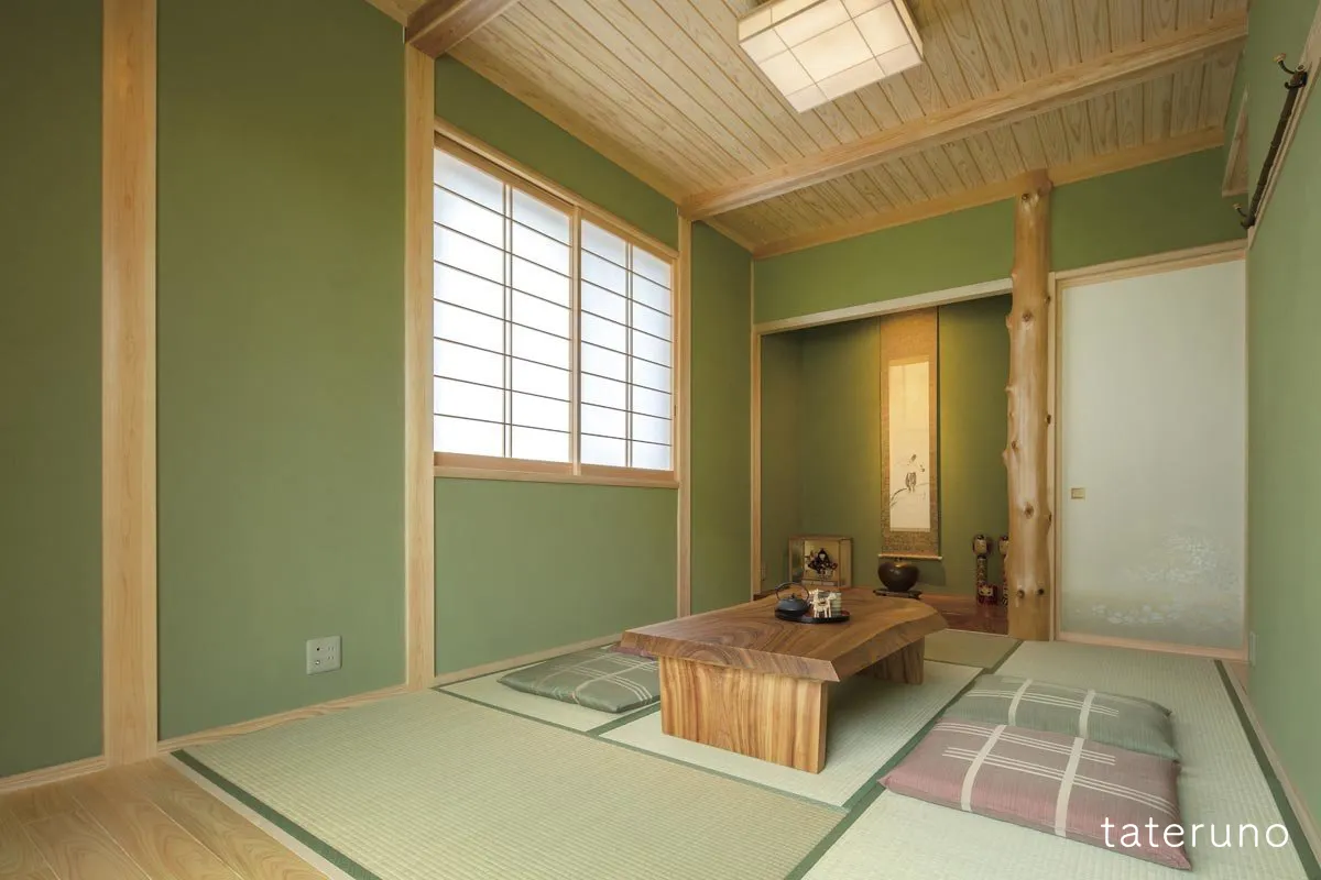 無垢材に包まれた二世帯住宅