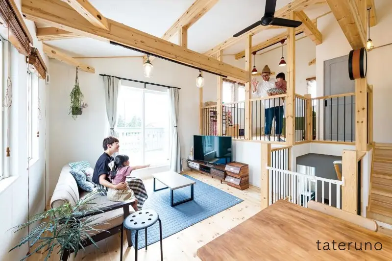 実例②スキップフロアの2階リビング-LDK